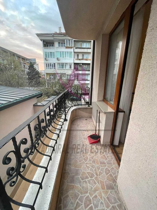 Дава се под наем Двустаен апартамент в Варна, Общината - 50 кв.м за 400 € - Снимка #5