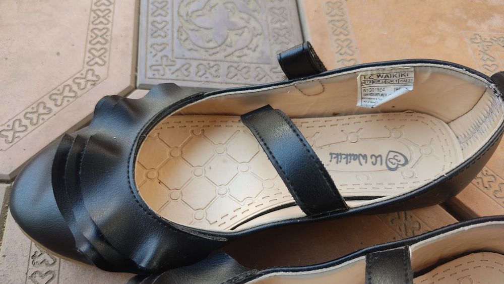 Балетки на девочку 33размер. LC Waikiki