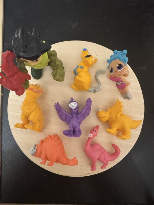 Киндер енотики динозавры акулята