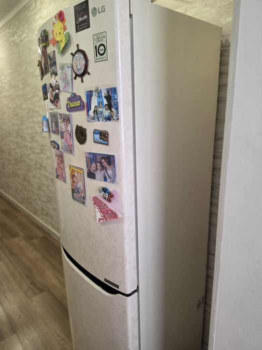 Холодильник LG продажа
