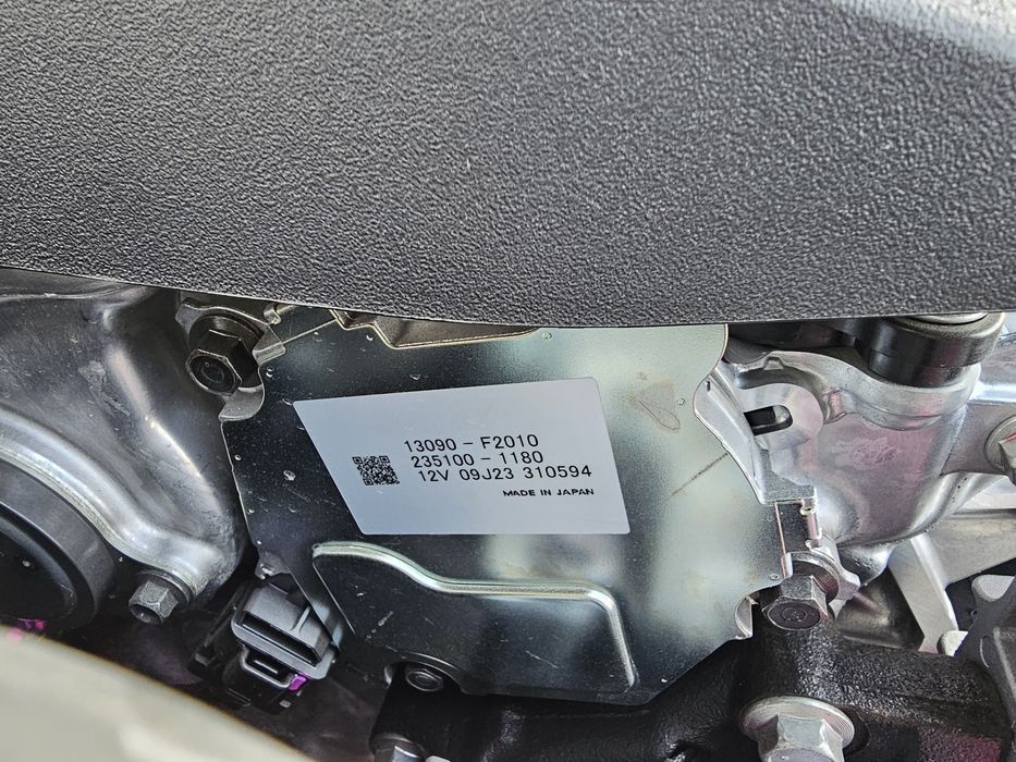 Toyota Camry.80 kuzuf. Yili 2025. Yurgani 57. Narxi 43500