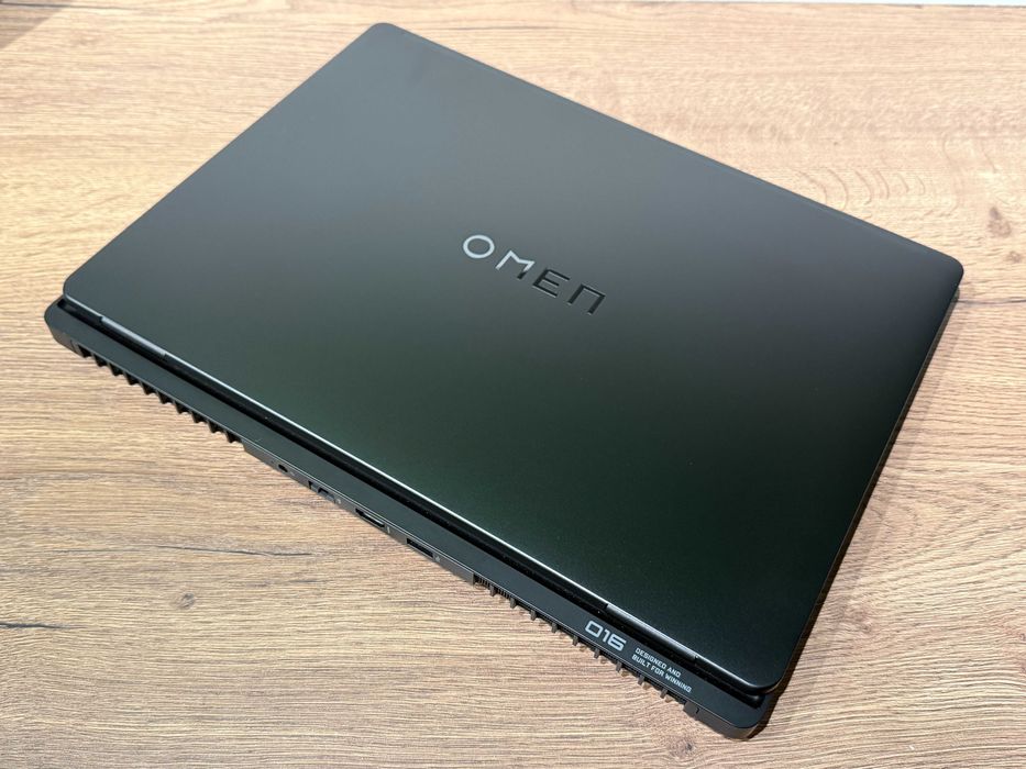 Laptop Gaming HP OMEN MAX 16 OLED 240Hz Ultra9 275HX 32GB RTX 5080 2TB