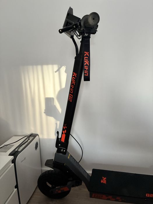 Trotineta kukirin g 2 2026 noua