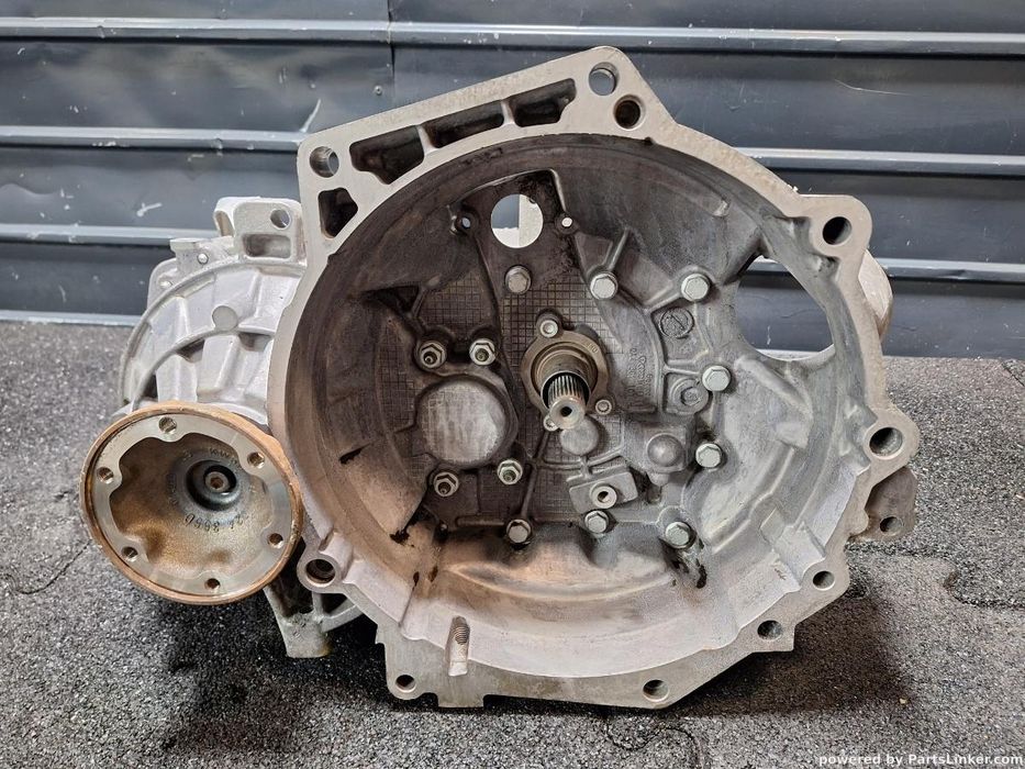 Cutie De Viteze Defecta 1.9 Tdi 6+1 Vw Touran (1T1, 1T2) [ 2003 - 2010 ]
