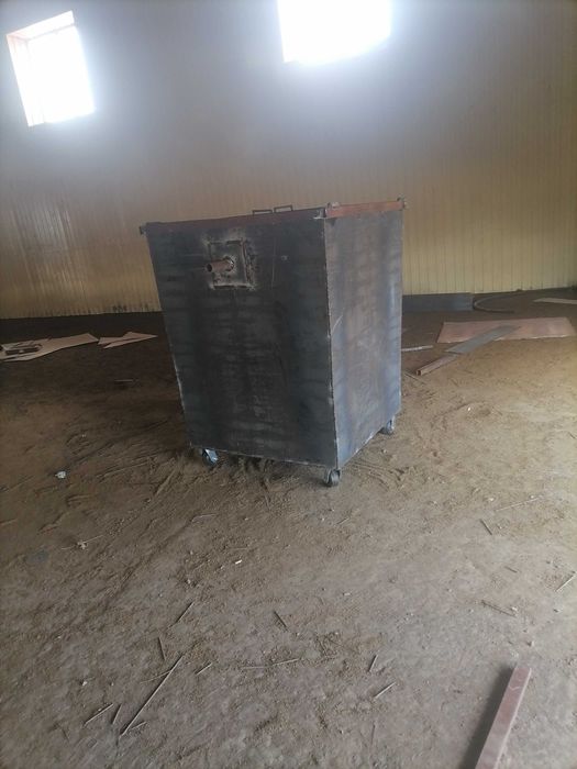 Контейнер мусоиный