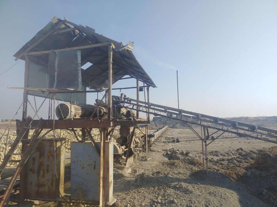 Zavod sotiladi manzil Jondor Yer va xumdon bilan