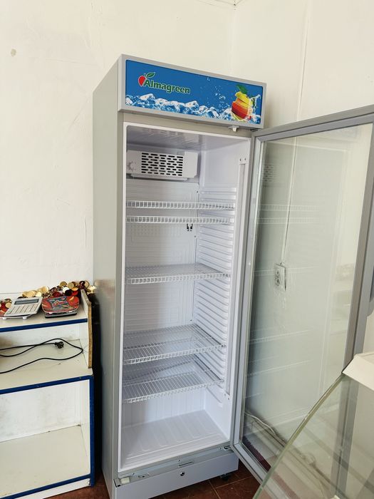 Холодильник новый