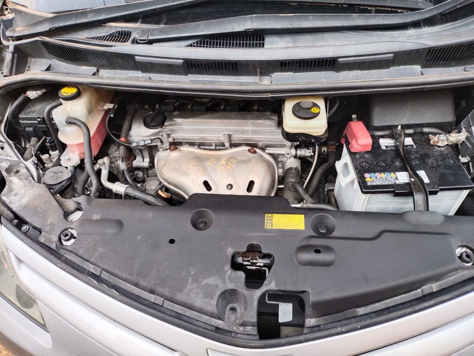 Тоиота эстима 2009