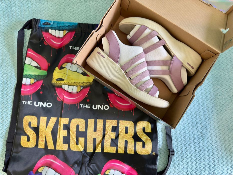 Дамски сандали Skechers Luxe Foam (N 40) – отлично състояние