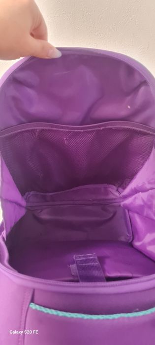 Продам рюкзак школьный