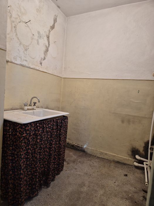 Vând apartament 2 camere Alexandria