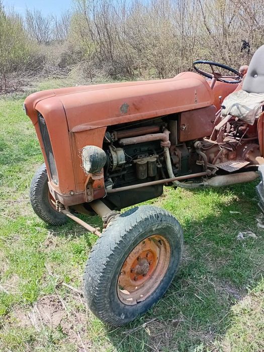 Vând tractor Fiat