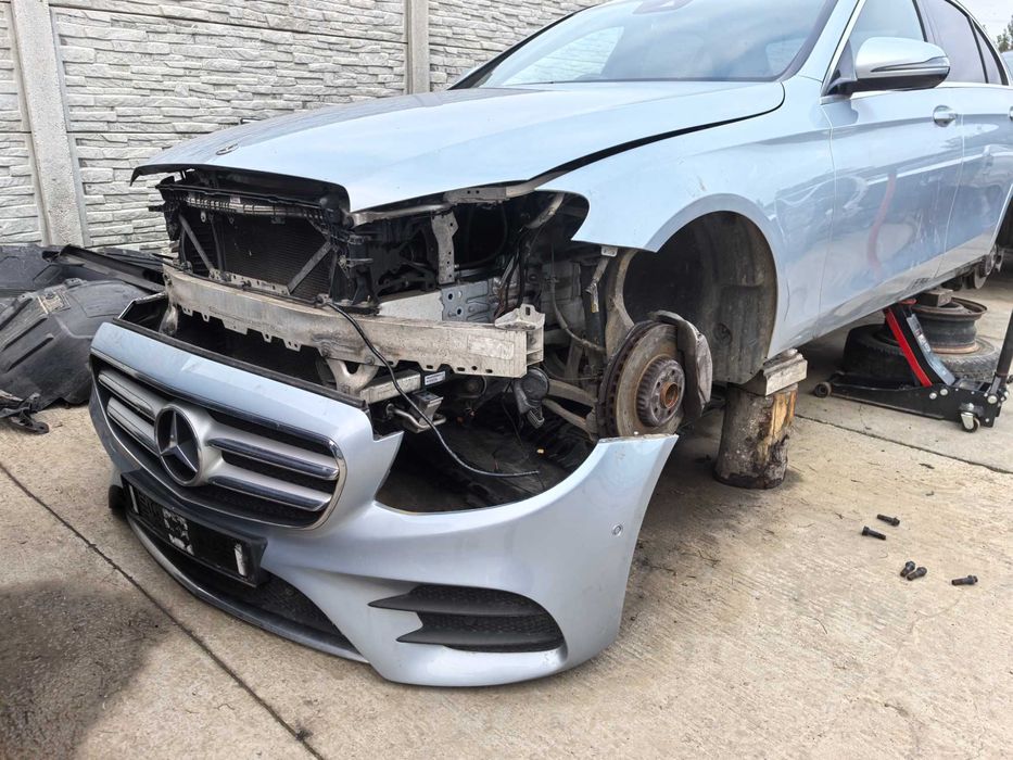 Mercedes E class w213 BOT faruri capota aripi trager bara pachet amg
