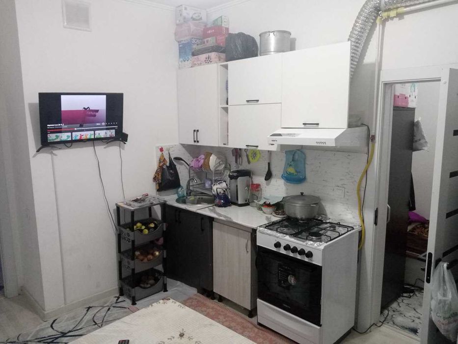 Янги хайот Спутник 16а дан 2 хонали 63 кв. квартира сотилади