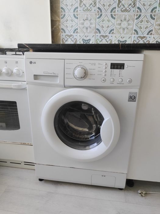 Продам стиральную машину автомат