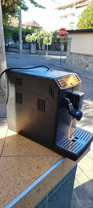 Кафе автомат Saeco minuto