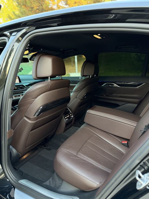 BMW Seria 7 G11 740d Xd / M pachet Int/Ext / 2017