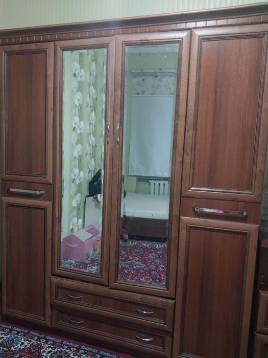 Spalniy komplekt mebel