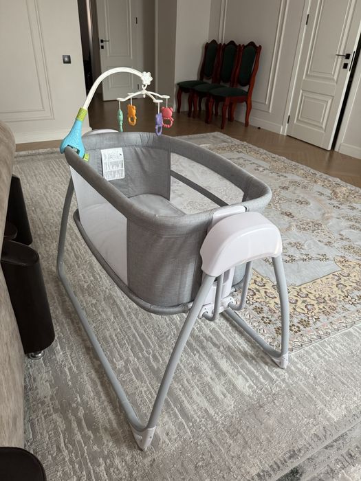 Детская кровать качеля