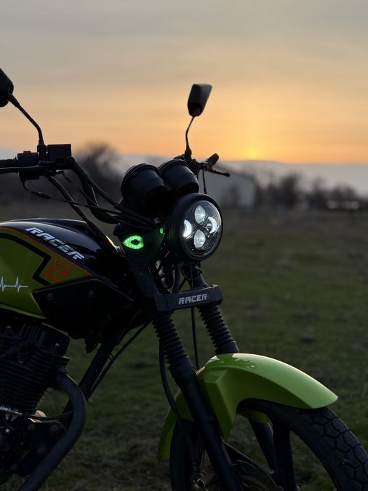 Продам Racer Tiger 150-23
