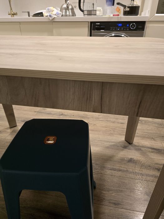 Стол кухонный обеденный