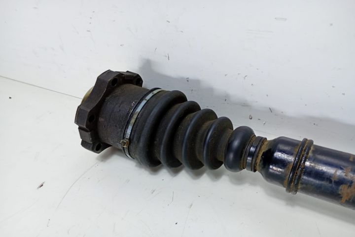 Planetara dreapta  1.6 Benzina 16V Volkswagen VW Golf a 4-a generatie