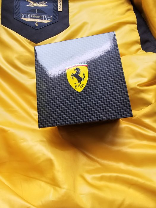 Часовник Ferrari