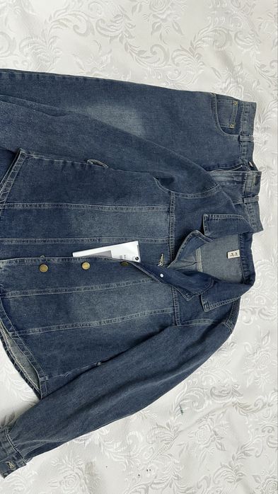 Продам джинсовый комплект