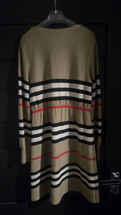 Оригинална рокля Burberry S