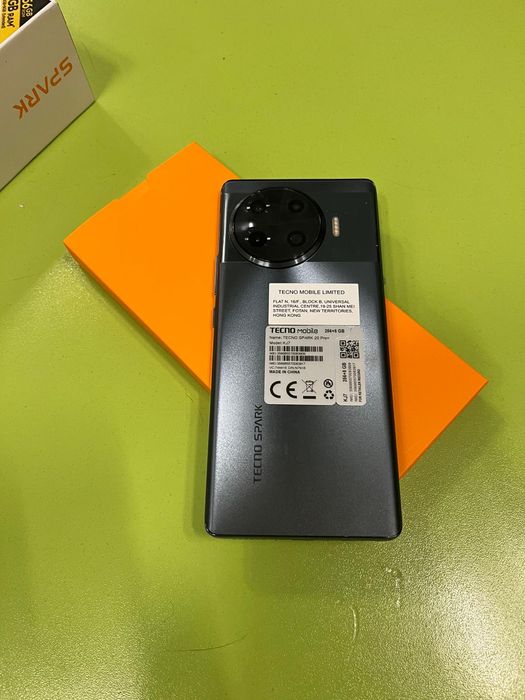 Vând telefon Tehno Spark 256 gb