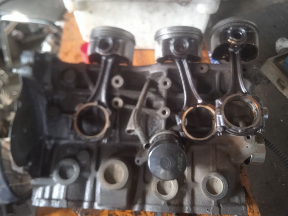 Продам блок двигателя 5s-fe