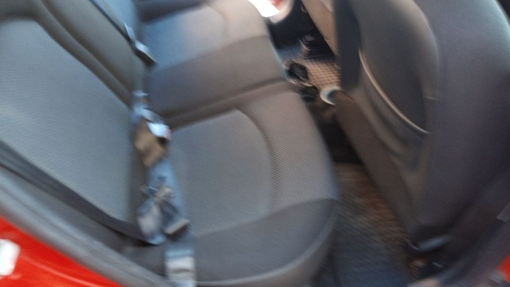 Продавам Пежо 206 Плюс 1,1 двигател хечбег2010 година бензин