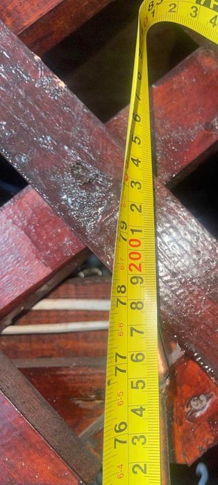 Vând porți metalice 4 m, poartă inclusă