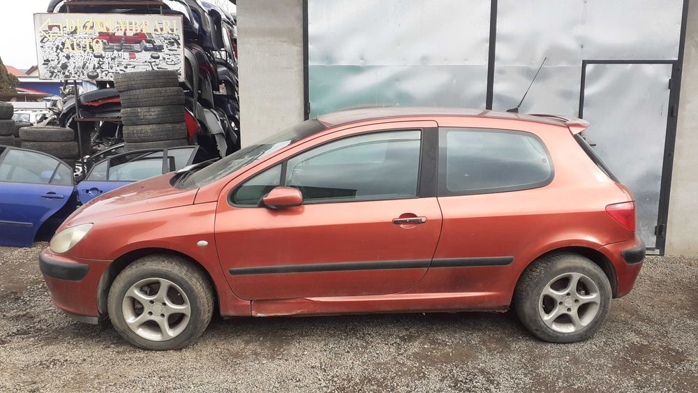 Dezmembrez Piese Peugeot 307 din 2004