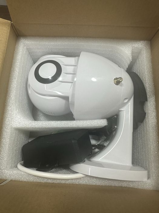 Компактна безжична управляема камера  CP05