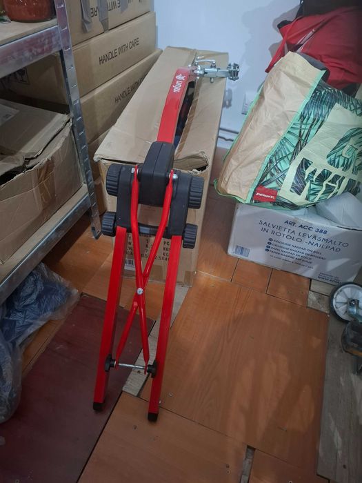 Accesoriu pentru atasarea bicicletei copilului in spatele bicicletei adultului