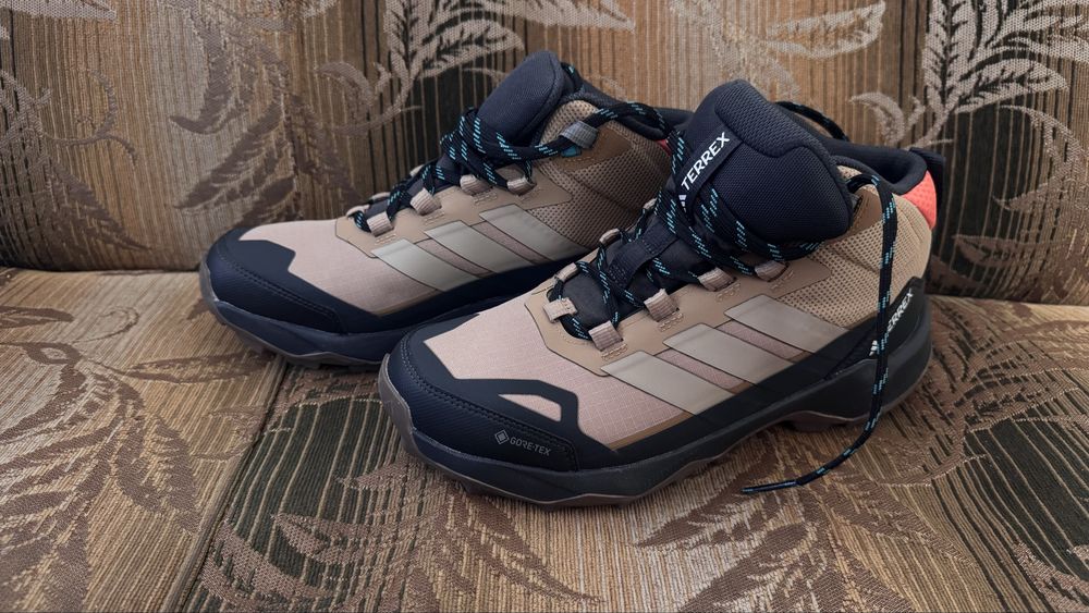 боти Adidas Terrex 40,5 номер Gore-tex