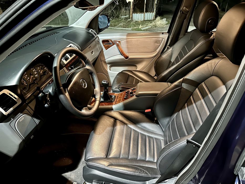 Продам Мерседес Ml 230 W 163