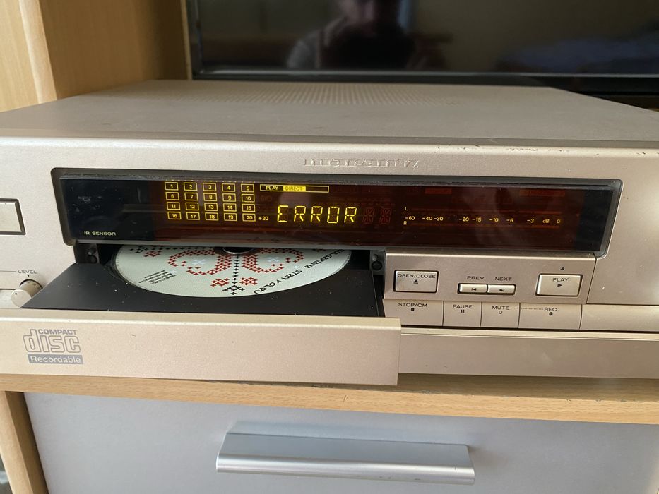 Maranz CDR-1 и друга техника на Marantz