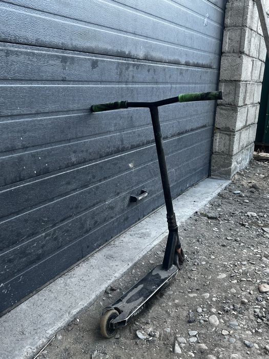 Продам самокат чилли дешево