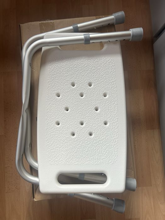 Scaun de baie nefolosit