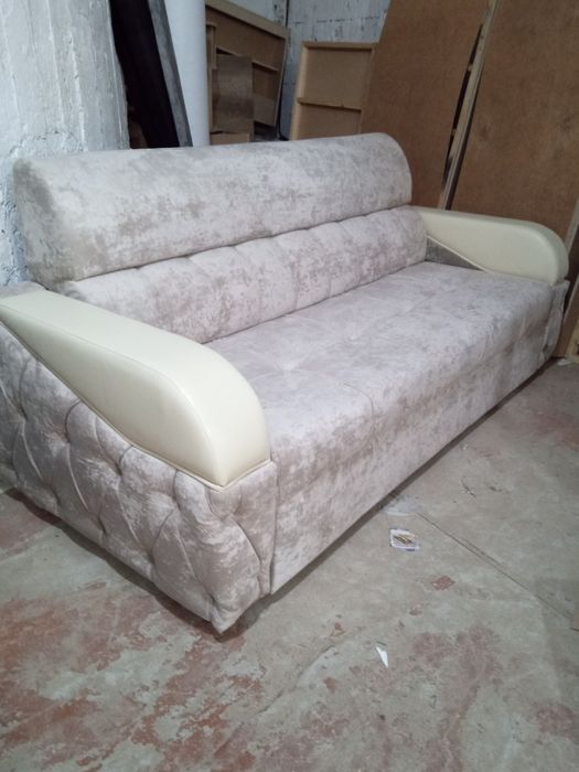 Перетяжка мебели