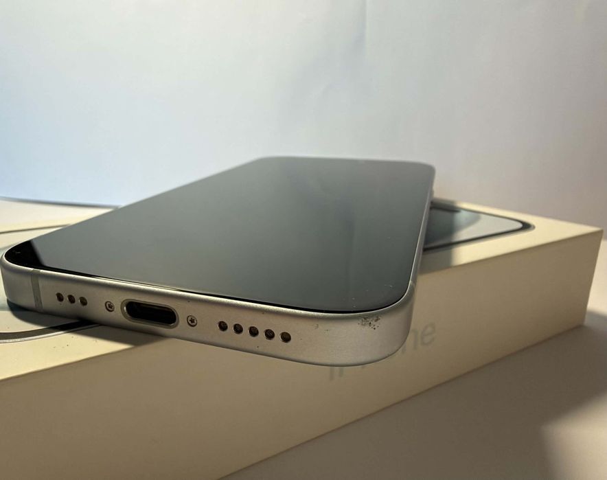 Iphone 15 - 128GB