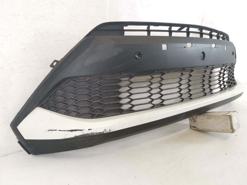 Тойота С-ХР / Toyota C-HR 1 [фейслифт] [ - ] Оригинална предна решетка