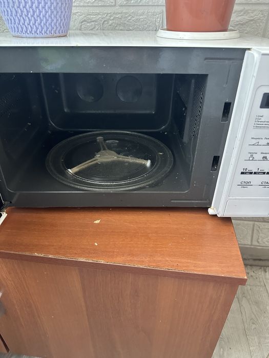 Микроволновка на запчасти