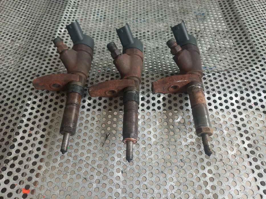 Injectoare Injector Peugeot 307 406 206 Partner Citroen C5 Xsara 2.0 Hdi 2.2 Hdi Motor RHR RHY Fiat