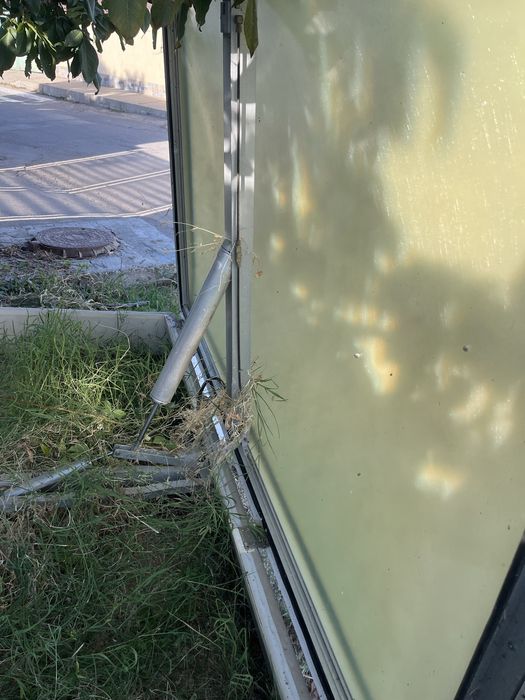 Vind 15 luminatoare hala pistoane pe baza de aer