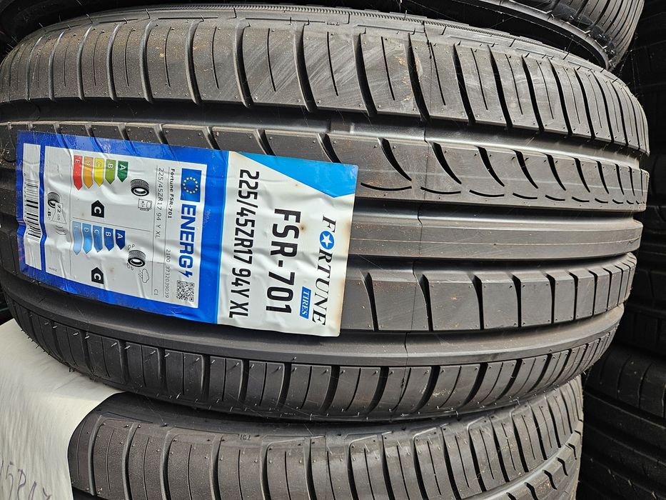 225/45R17 Fortune