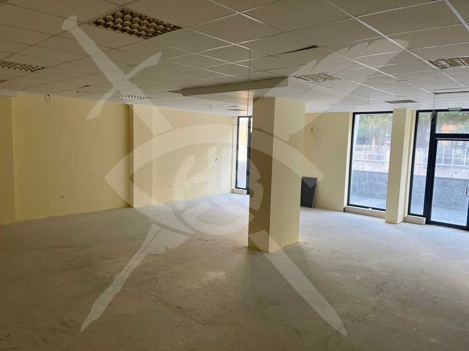 Магазин в Центъра 37406