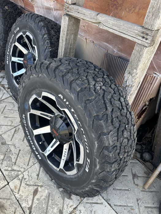 Продам колёса R 17 265/65